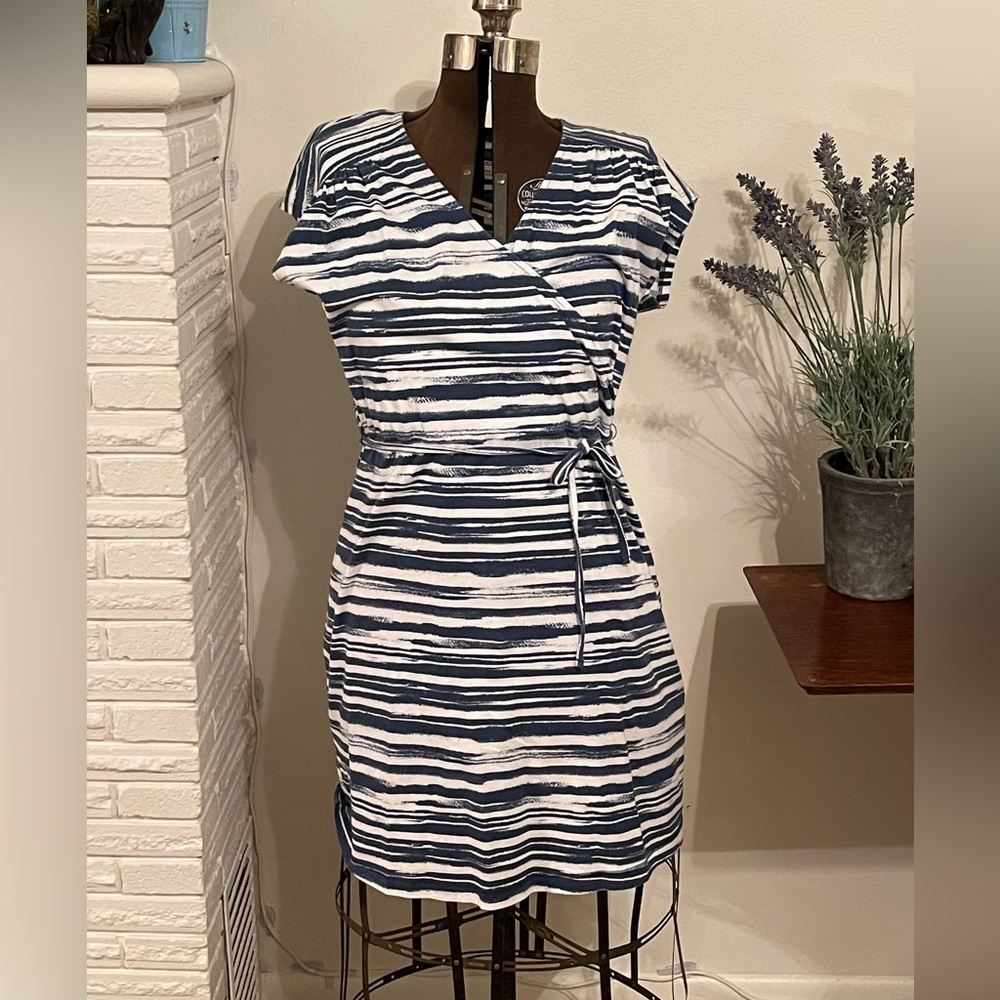 Eddie Bauer pullover dress Large